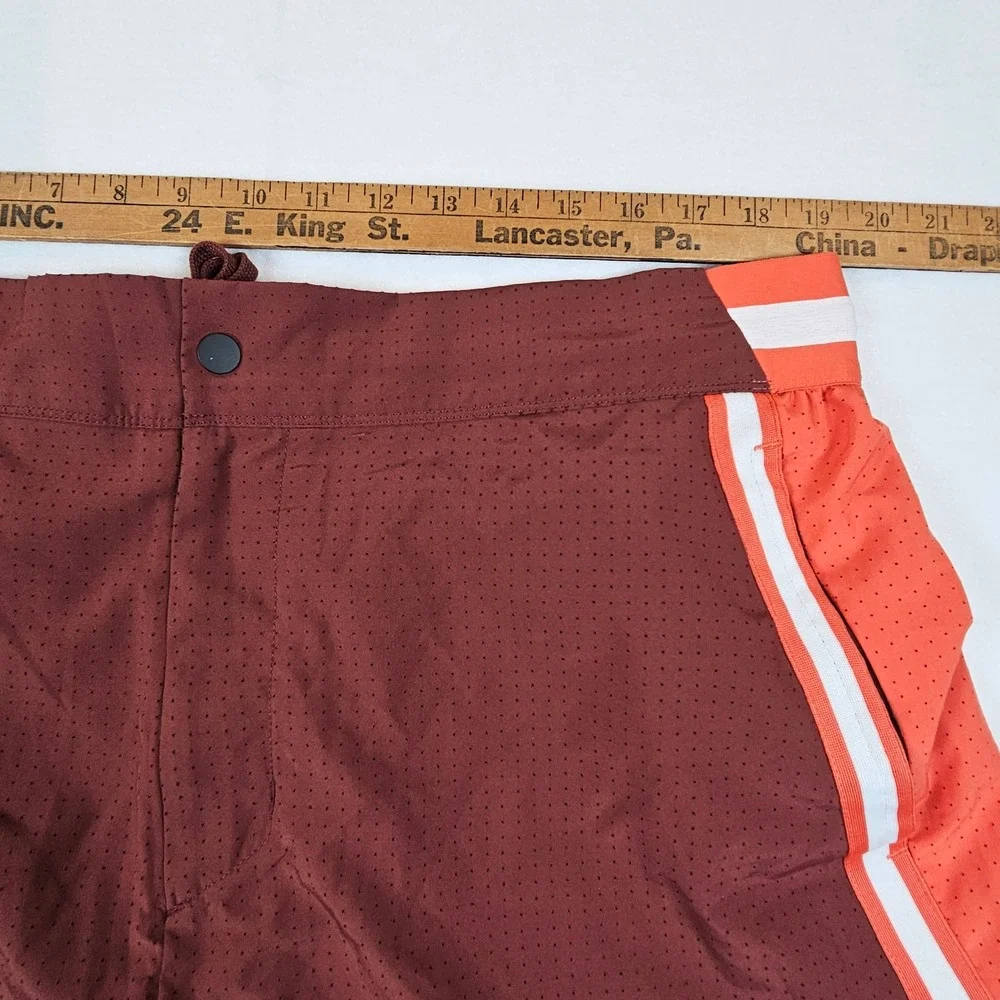 Nike Golf Club Dri-FIT Shorts Mens XL Burgundy Orange Mesh Loose Fit